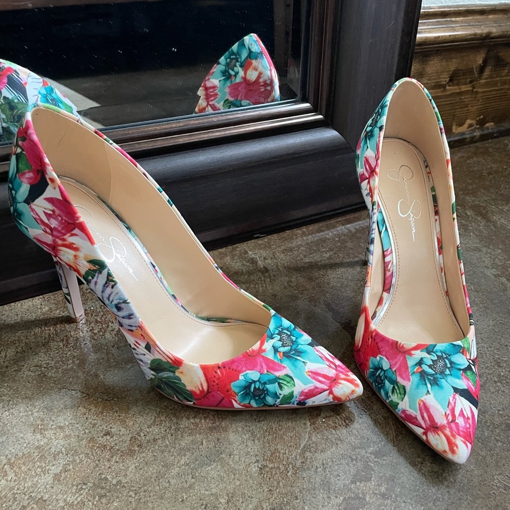 Floral Jessica Simpson Pumps